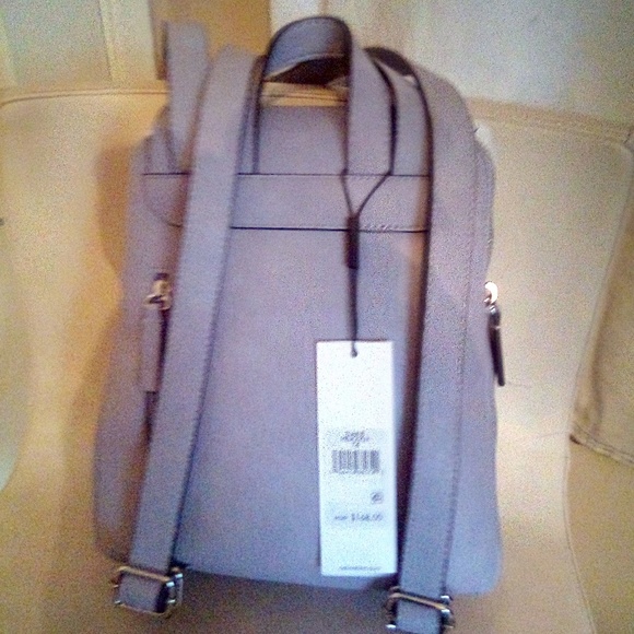 Small Backpack - Picture 6 of 7